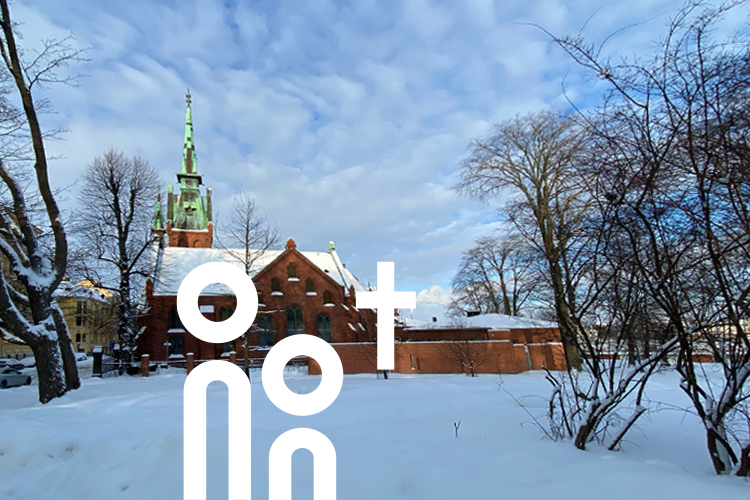 Näkymä Helsingin Saksalaisesta kirkosta tammikuun valossa.